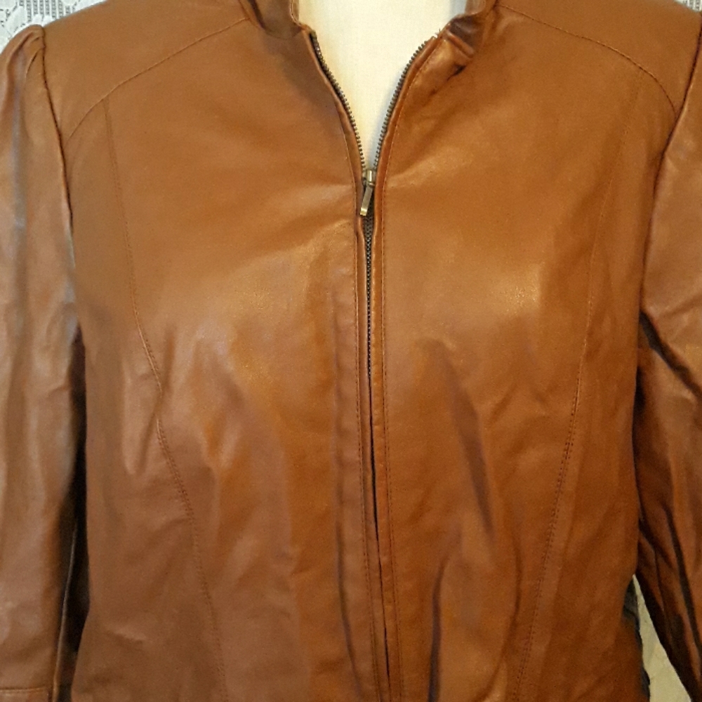 Womens faux leather jacket. 2x